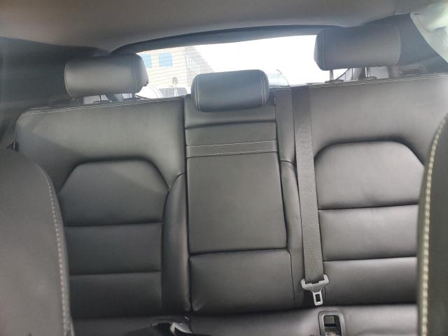 SJKCH5CR8JA052627 - 2018 INFINITI QX30 BASE Schwarz Foto 10