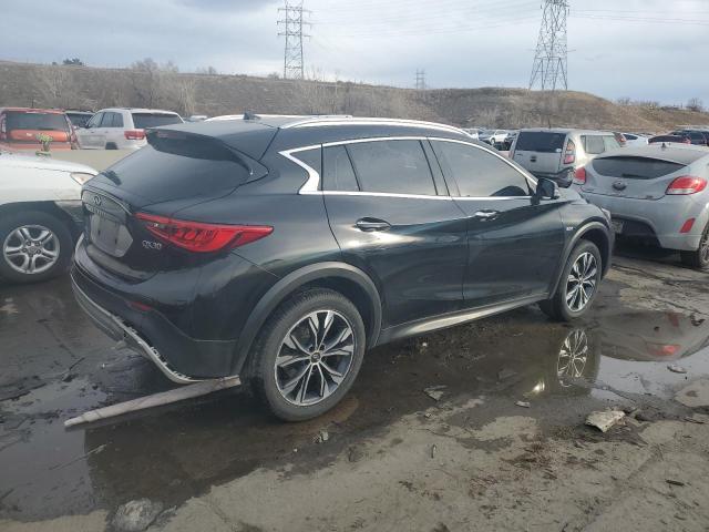 SJKCH5CR8JA052627 - 2018 INFINITI QX30 BASE BLACK photo 3