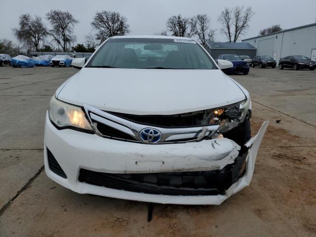 4T1BD1FK5CU021995 - 2012 TOYOTA CAMRY HYBRID WHITE photo 5