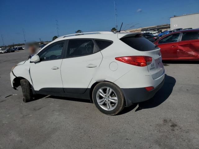 KM8JU3AC5BU256838 - 2011 HYUNDAI TUCSON GLS WHITE photo 2