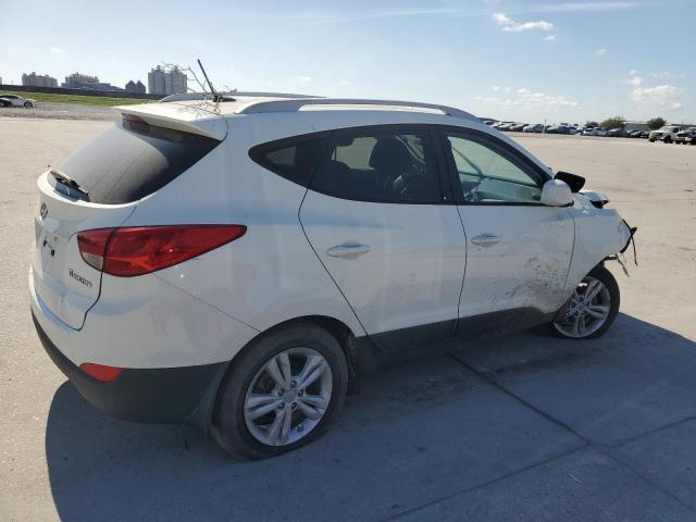 KM8JU3AC5BU256838 - 2011 HYUNDAI TUCSON GLS WHITE photo 3