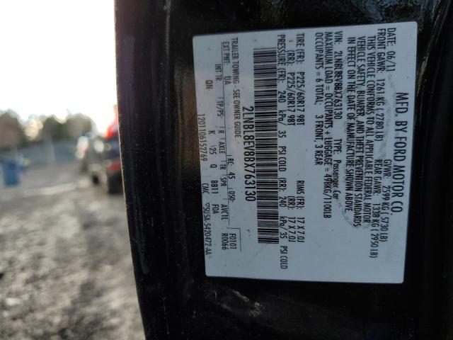 2LNBL8EV8BX763130 - 2011 LINCOLN TOWN CAR EXECUTIVE L BLACK photo 12