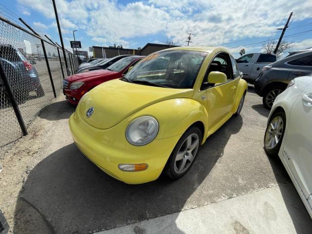 3VWBC21C1YM400563 - 2000 VOLKSWAGEN NEW BEETLE GL YELLOW photo 2