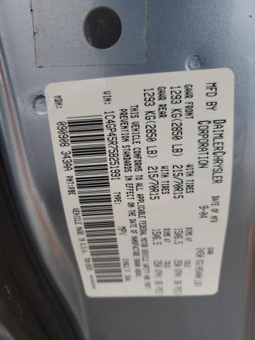 1C4GP45R75B251991 - 2005 CHRYSLER TOWN & COU ლურჯი ფოტო 13