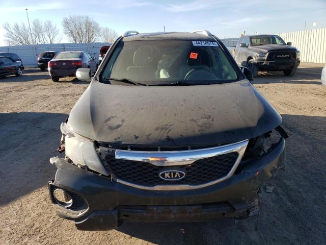 5XYKT3A13BG106464 - 2011 KIA SORENTO BASE BLACK photo 5