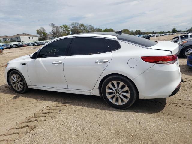 5XXGU4L32GG120567 - 2016 KIA OPTIMA EX WHITE photo 2