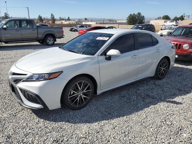 4T1G11AK3PU117491 - 2023 TOYOTA CAMRY SE NIGHT SHADE WHITE photo 1