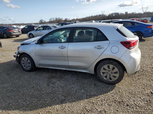 3KPA25AD8LE349609 - 2020 KIA RIO LX SILVER photo 2