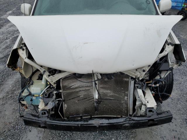 5TDYK4CC0AS338250 - 2010 TOYOTA SIENNA XLE WHITE photo 12