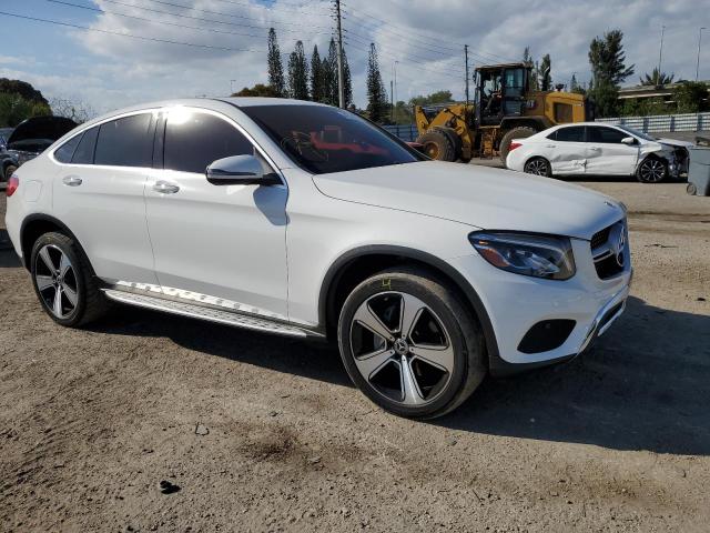 WDC0J4KBXJF402605 - 2018 MERCEDES-BENZ GLC COUPE 300 4MATIC WHITE photo 4