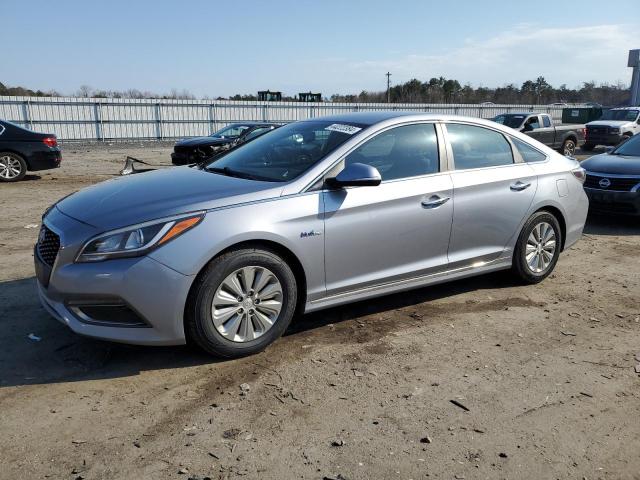 KMHE24L15GA025861 - 2016 HYUNDAI SONATA HYBRID GRAY photo 1