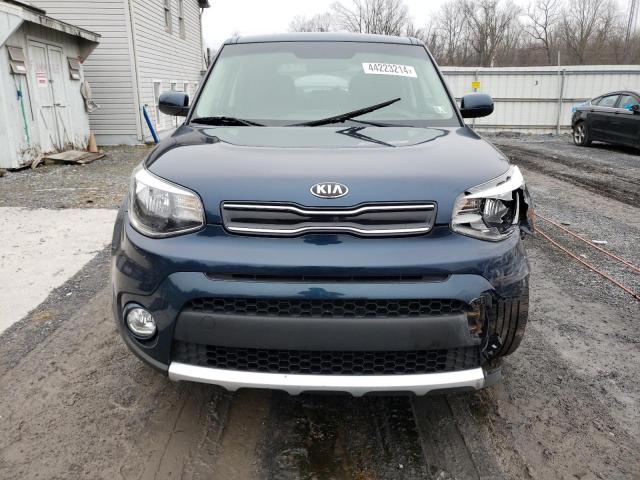 KNDJP3A51H7453817 - 2017 KIA SOUL + BLUE photo 5