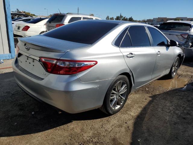 4T1BF1FK6HU750069 - 2017 TOYOTA CAMRY LE SILVER photo 3