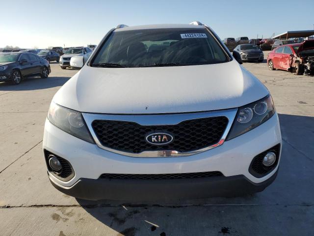 5XYKU4A63DG332943 - 2013 KIA SORENTO EX WHITE photo 5