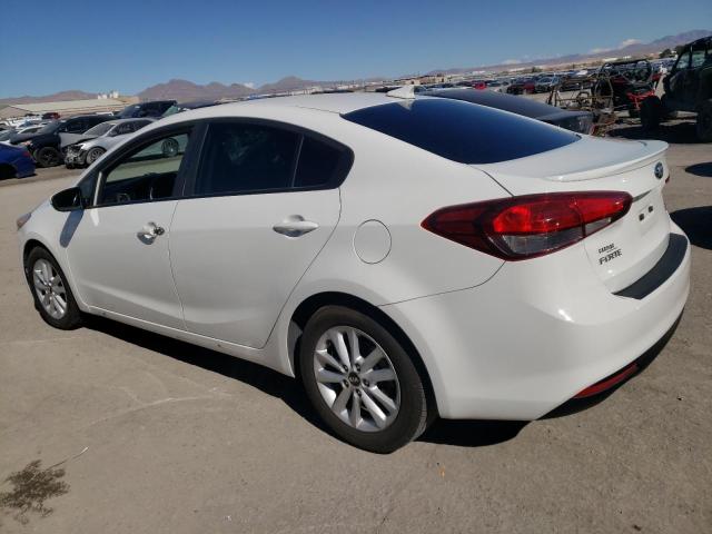 3KPFL4A79HE033876 - 2017 KIA FORTE LX WHITE photo 2