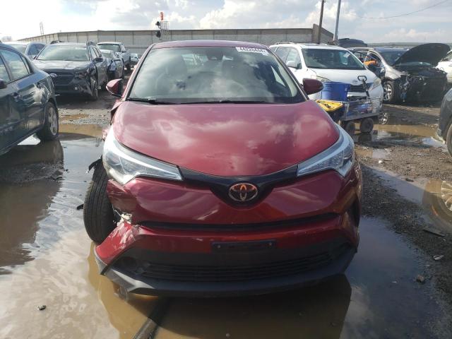 NMTKHMBXXKR082465 - 2019 TOYOTA C-HR XLE MAROON photo 5