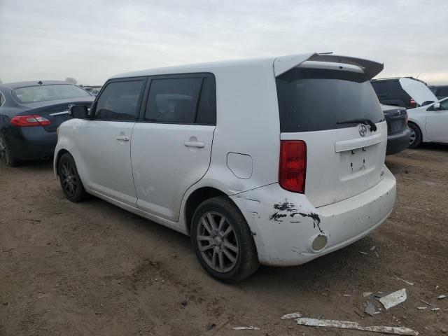 JTLKE50E881014807 - 2008 TOYOTA SCION XB WHITE photo 2