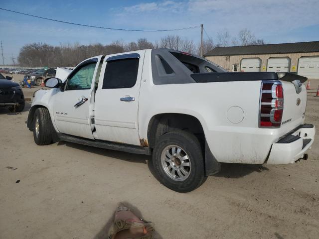 3GNVKFE06AG209923 - 2010 CHEVROLET AVALANCHE LT WHITE photo 2