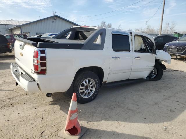 3GNVKFE06AG209923 - 2010 CHEVROLET AVALANCHE LT WHITE photo 3