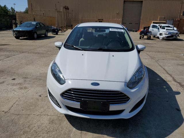 3FADP4BJ7FM113854 - 2015 FORD FIESTA SE WHITE photo 5