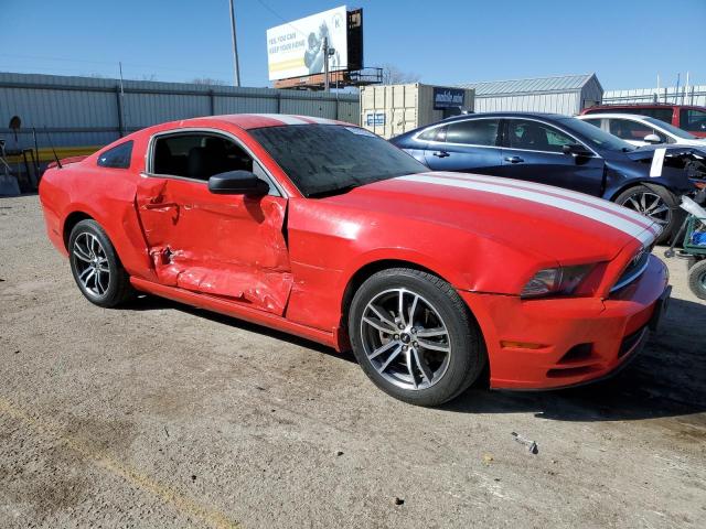 1ZVBP8AMXD5216321 - 2013 FORD MUSTANG RED photo 4