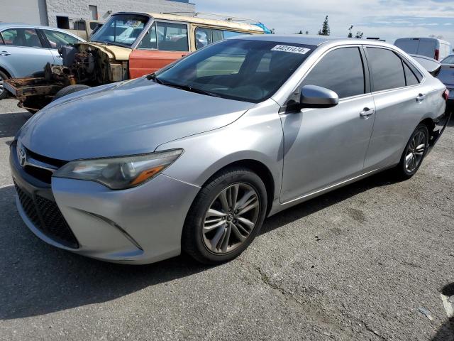 4T1BF1FK3GU139902 - 2016 TOYOTA CAMRY LE SILVER photo 1