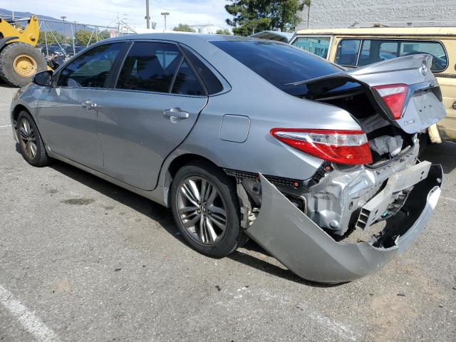 4T1BF1FK3GU139902 - 2016 TOYOTA CAMRY LE SILVER photo 2