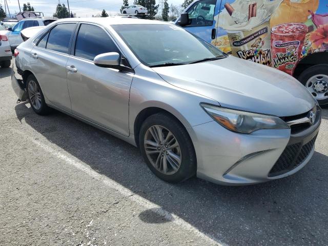 4T1BF1FK3GU139902 - 2016 TOYOTA CAMRY LE SILVER photo 4