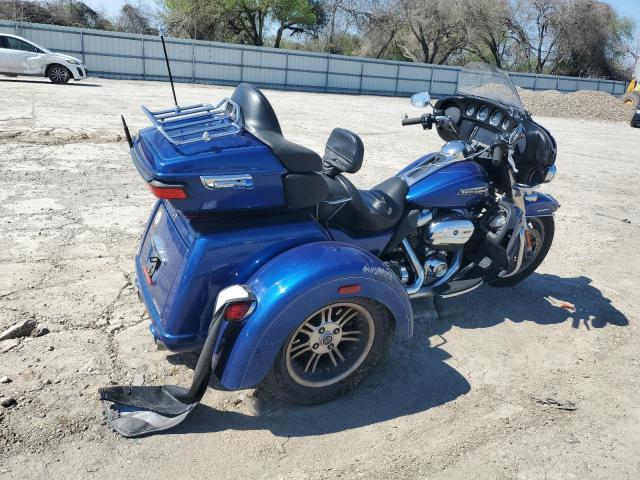 1HD1MAD13HB853993 - 2017 HARLEY-DAVIDSON FLHTCUTG TRI GLIDE ULTRA BLUE photo 4