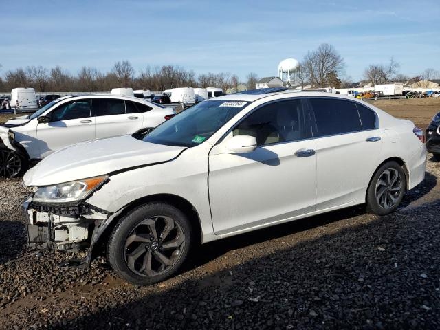 1HGCR2F70HA052772 - 2017 HONDA ACCORD EX WHITE photo 1