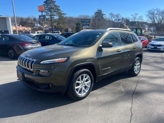 1C4PJMCS9FW514242 - 2015 JEEP CHEROKEE LATITUDE GREEN photo 2