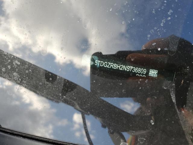 5TDGZRBH4LS004551 - 2020 TOYOTA HIGHLANDER XLE GRAY photo 14