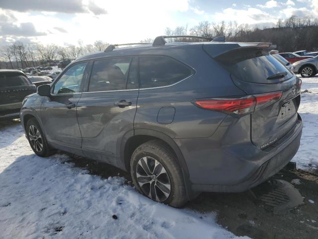 5TDGZRBH4LS004551 - 2020 TOYOTA HIGHLANDER XLE GRAY photo 2