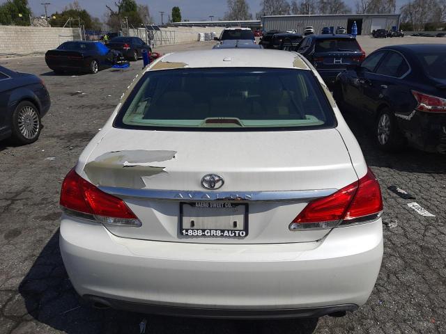 4T1BK3DB4BU418908 - 2011 TOYOTA AVALON BASE 白色 照片 6