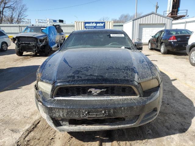 1ZVBP8AM8E5332831 - 2014 FORD MUSTANG BLACK photo 5