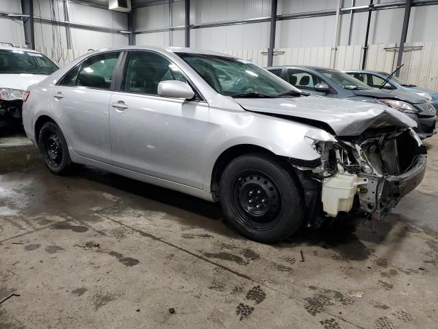 4T1BF3EK9AU046998 - 2010 TOYOTA CAMRY BASE SILVER photo 4