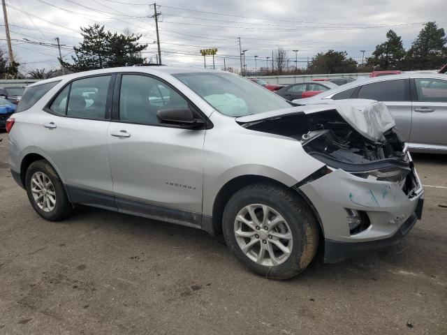 3GNAXHEVXJS582757 - 2018 CHEVROLET EQUINOX LS SILVER photo 4