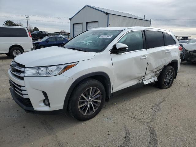 2019 TOYOTA HIGHLANDER SE, 