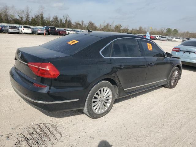 1VWBS7A39GC013551 - 2016 VOLKSWAGEN PASSAT SE BLACK photo 3