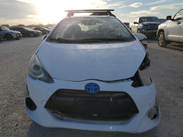 JTDKDTB32F1576181 - 2015 TOYOTA PRIUS C WHITE photo 5