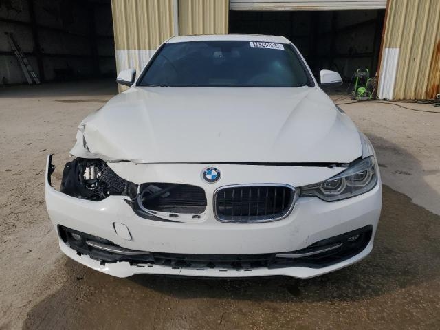 WBA8D9C51JEM33363 - 2018 BMW 330 XI WHITE photo 5