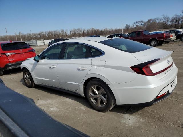 5NPEG4JA0MH119403 - 2021 HYUNDAI SONATA SE WHITE photo 2