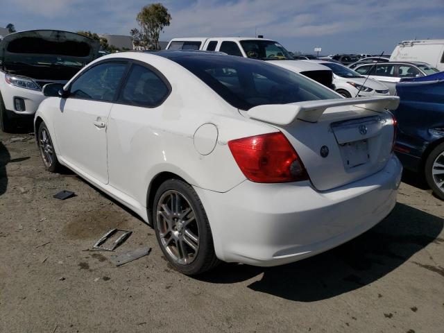 JTKDE167660068303 - 2006 SCION TC WHITE photo 2