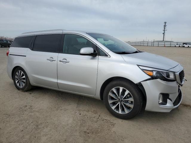 KNDMC5C17F6081403 - 2015 KIA SEDONA EX SILVER photo 4