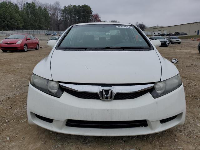 19XFA1F56AE085905 - 2010 HONDA CIVIC LX WHITE photo 5