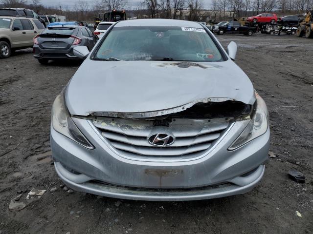 5NPEB4AC6BH087134 - 2011 HYUNDAI SONATA GLS SILVER photo 5