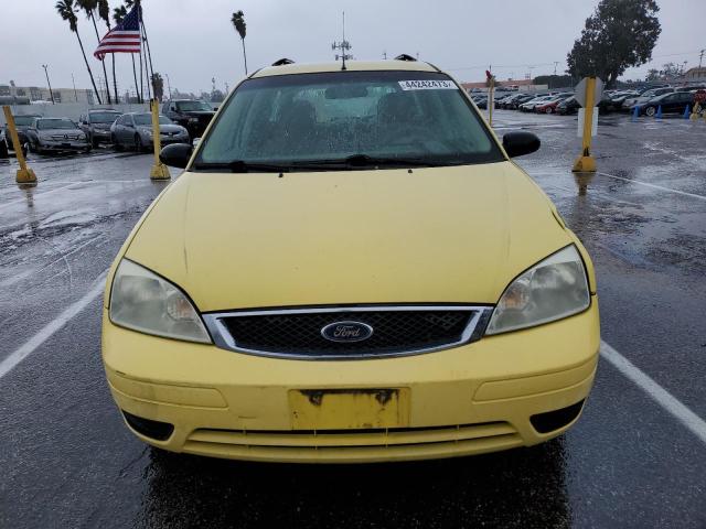 1FAFP36NX5W188997 - 2005 FORD FOCUS ZXW YELLOW photo 5