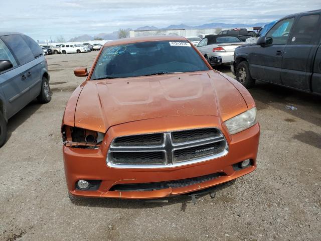 2B3CL3CG4BH525674 - 2011 DODGE CHARGER ORANGE photo 5