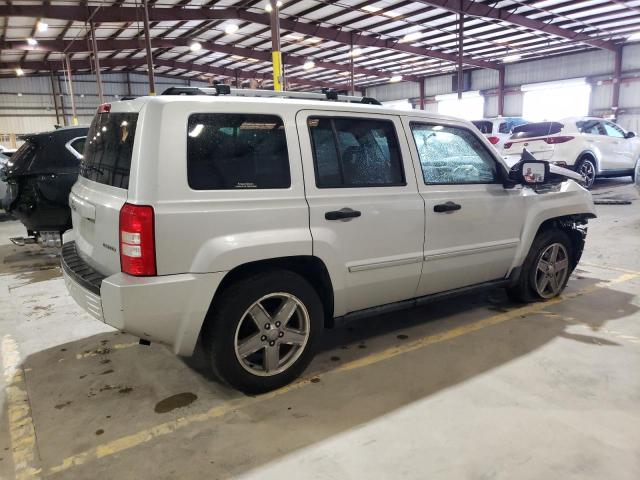 1J8FF48W77D351864 - 2007 JEEP PATRIOT LIMITED SILVER photo 3