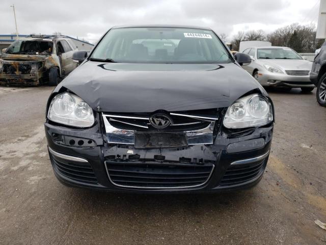 3VWRL7AJ5AM094774 - 2010 VOLKSWAGEN JETTA TDI BLACK photo 5